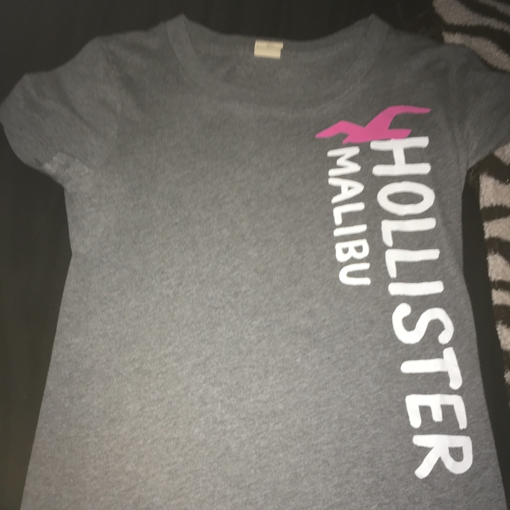 Hollister shirt